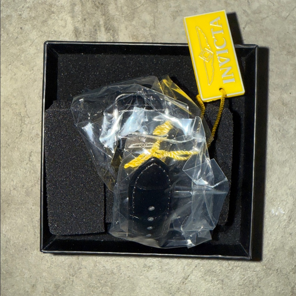 Invicta Bundle - image 2